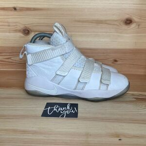 Nike LeBron Soldier XI 918368-103 Shoes US 3Y
